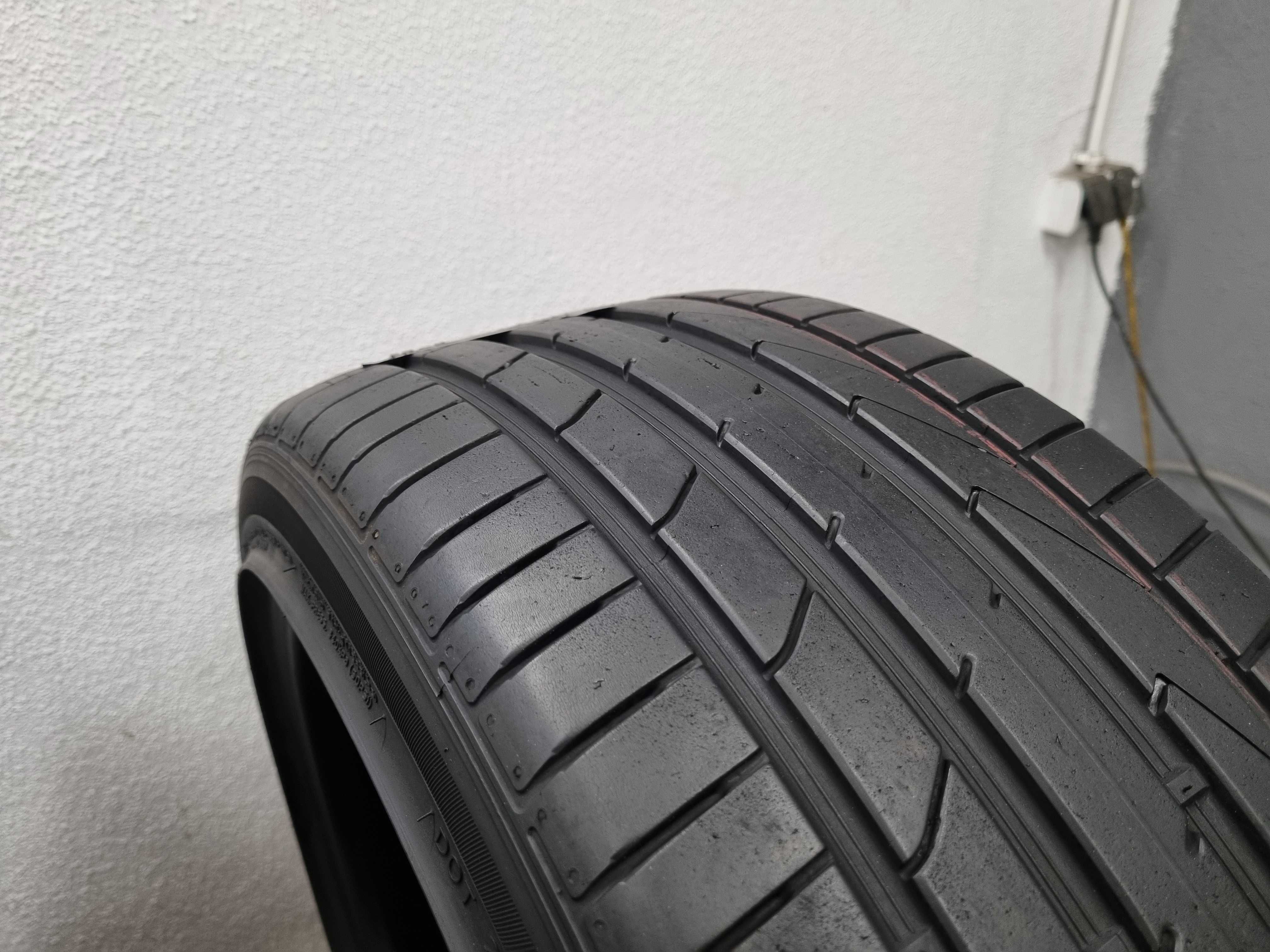 235/40/19 96Y Hankook Ventus S1 Evo 2 Dot.2517R