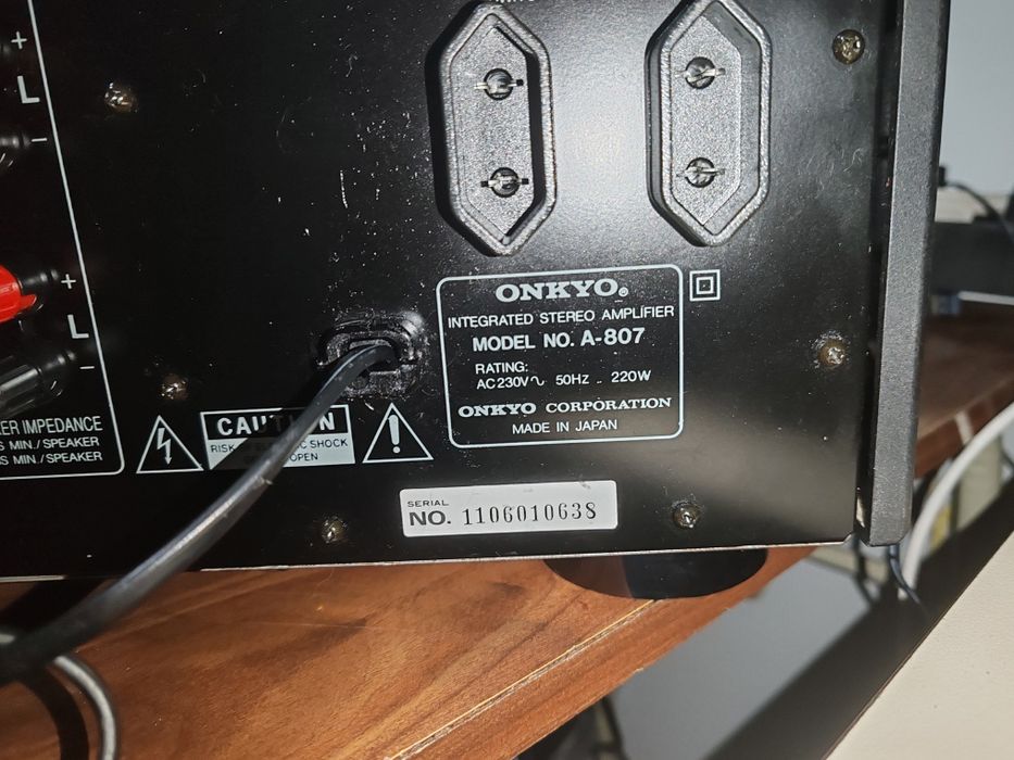 Amplificador Onkyo A-807