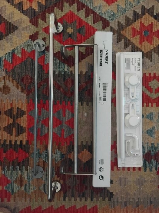 Toalheiro e suporte exterior