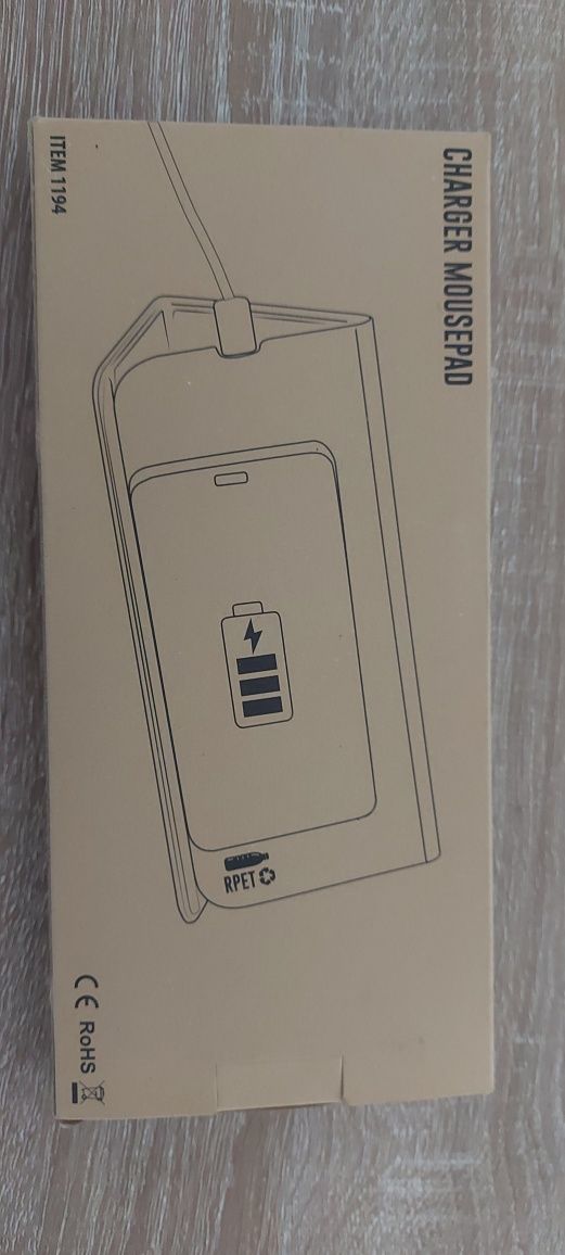 Mousepad charger Qi