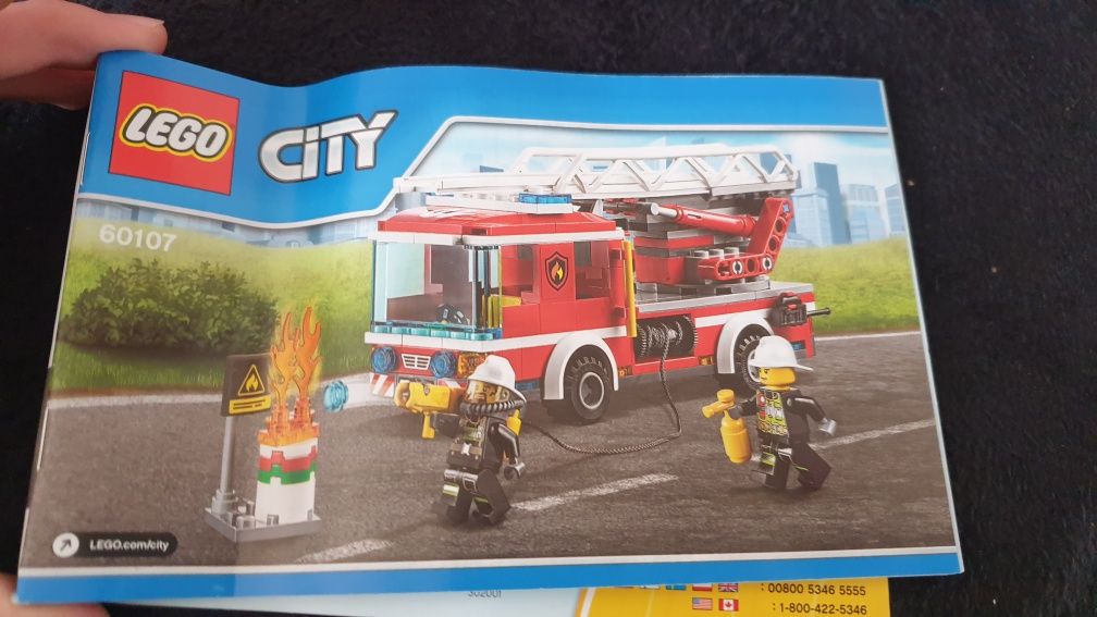 LEGO City 60107 wóz strażacki z drabiną