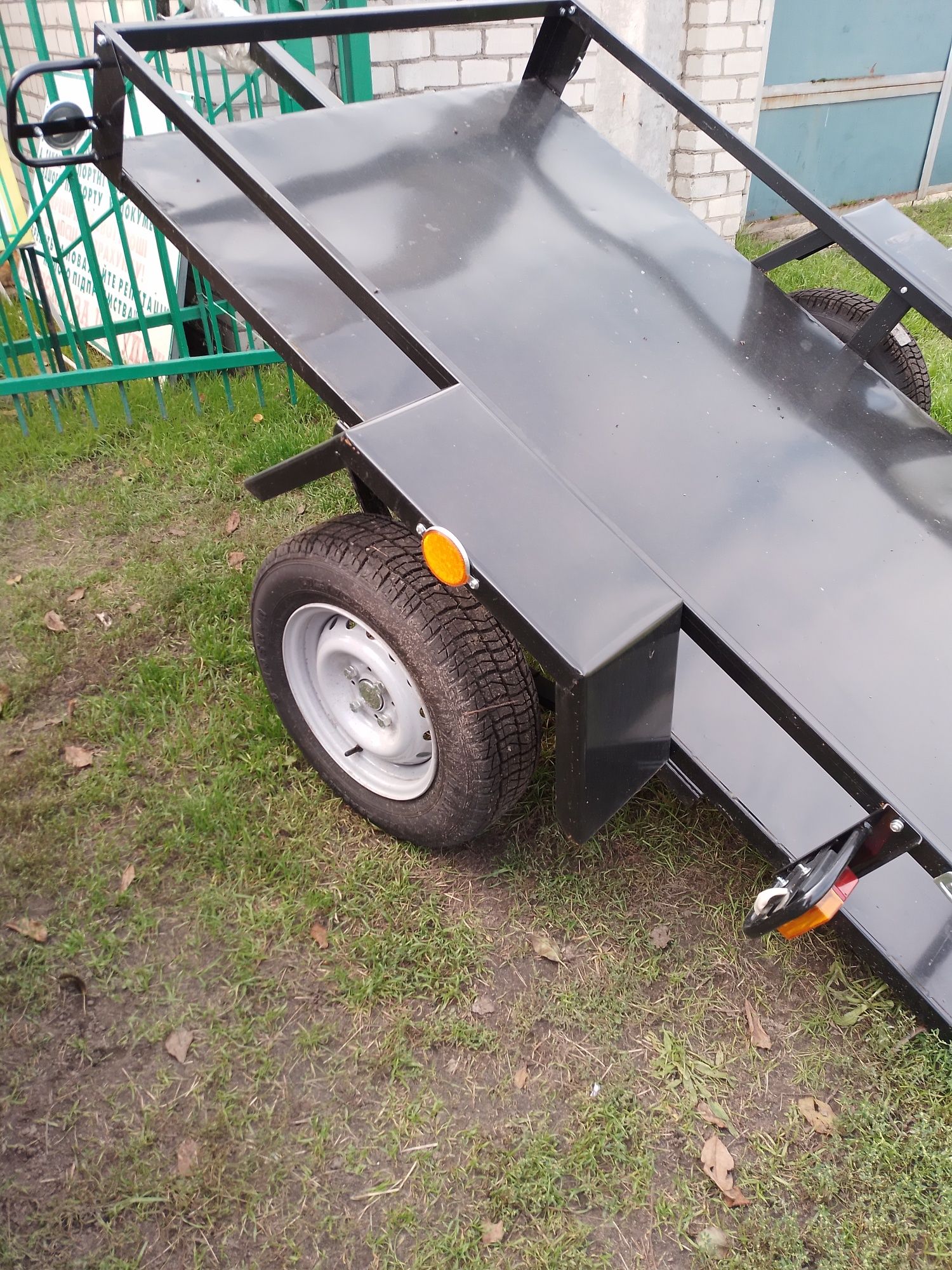 Увага Акція ! Причеп Лафет ,2 *1.3 розмір