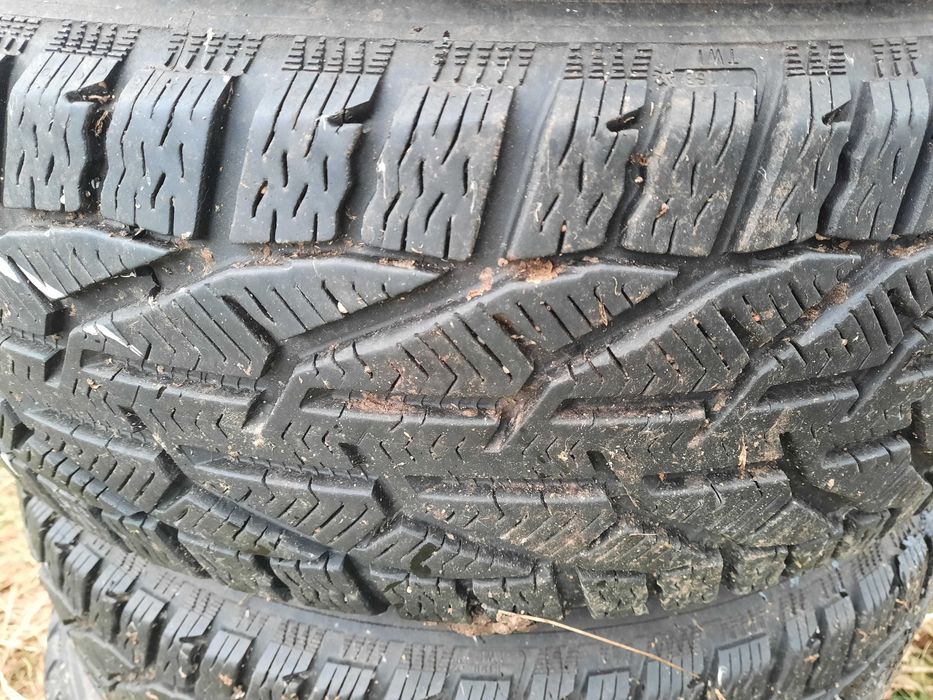 Opony suv 215/60 R17  7mm