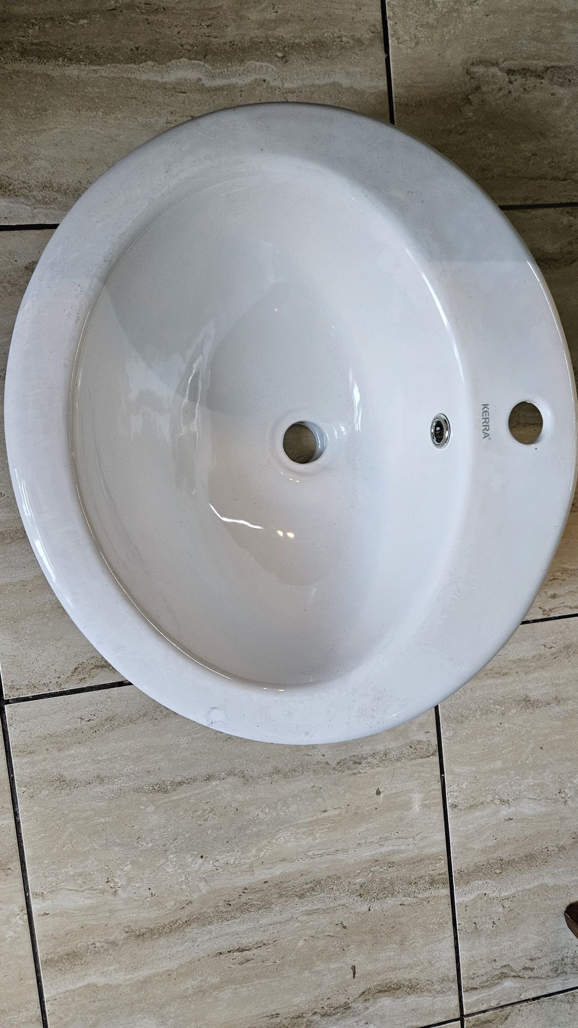 Umywalka wpuszczana ceramiczna Kerra nowa