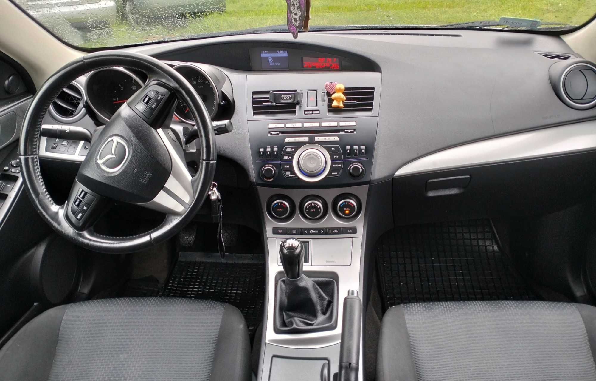 Mazda 3 II Hatchback 1.6 MZ-CD Bi-Xenon Ładny Stan Salon Polska
