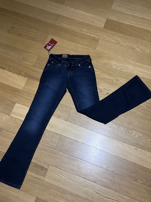 Nowe jeansy Levi’s xs W26/L34 niski stan bootcut dzwony flare