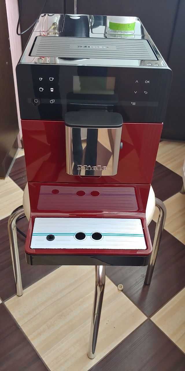 Кофемашина Miele CM 5310 Silence (новая)