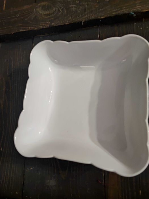 Porcelanowa kwadratowa  miska Rreinecke