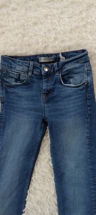 Spodnie jeansy dzwony rozmiar 32 Zara