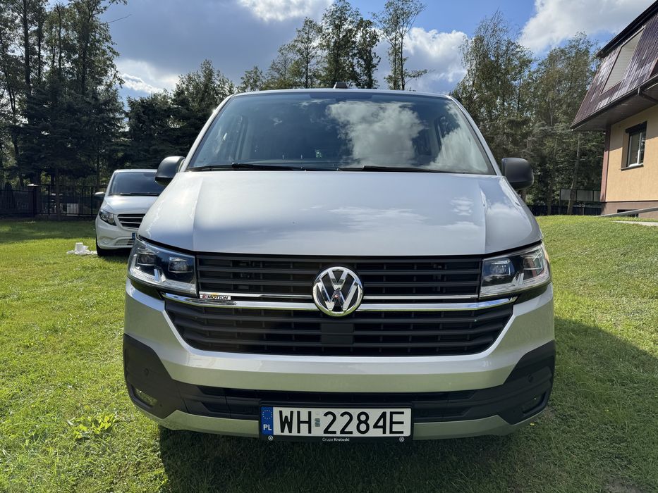 VolksWagen Multivan napęd 4Motion 7- osobowy 2022 r.