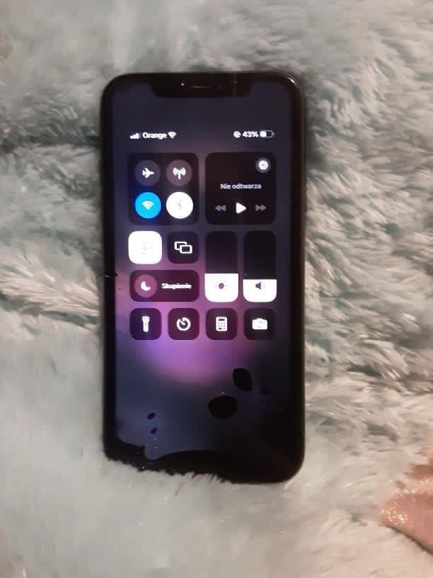 iPhone 11 64 GB Bez blokad