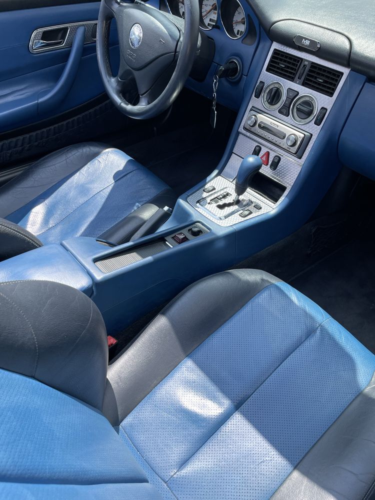 Mercedes SLK  320