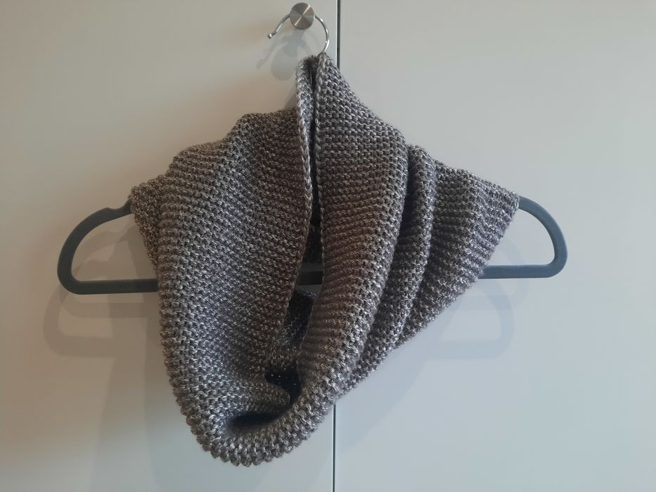 Cachecol gola cinzento da Parfois