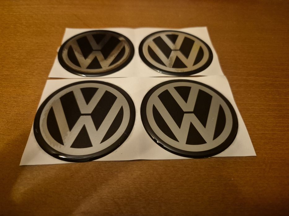 Naklejki na Kołpaki i alu felgi do Vw slikonowe średnica 8.9cm