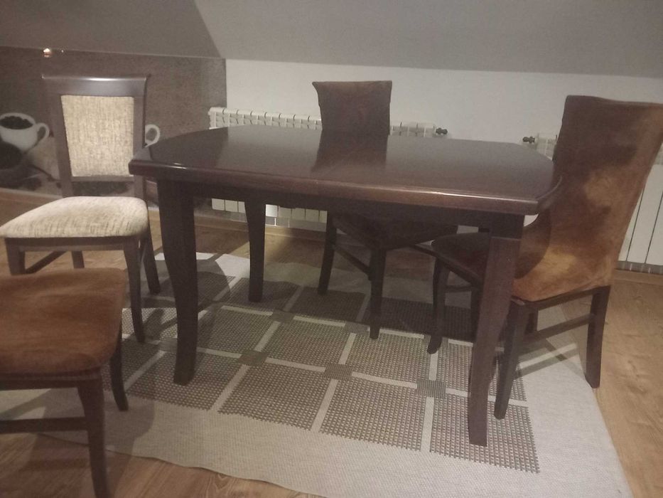 Stół-6osobowy jadalniany