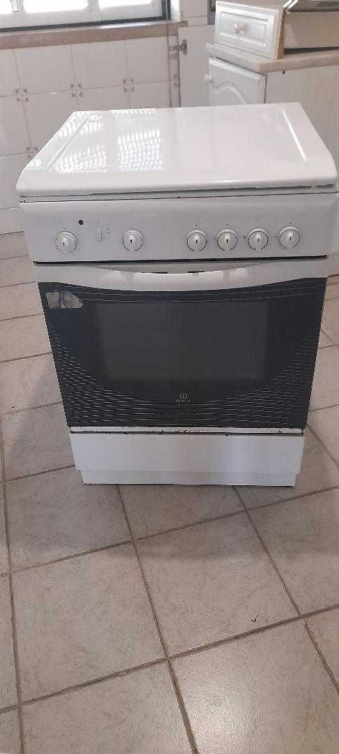 fogão a gás com forno