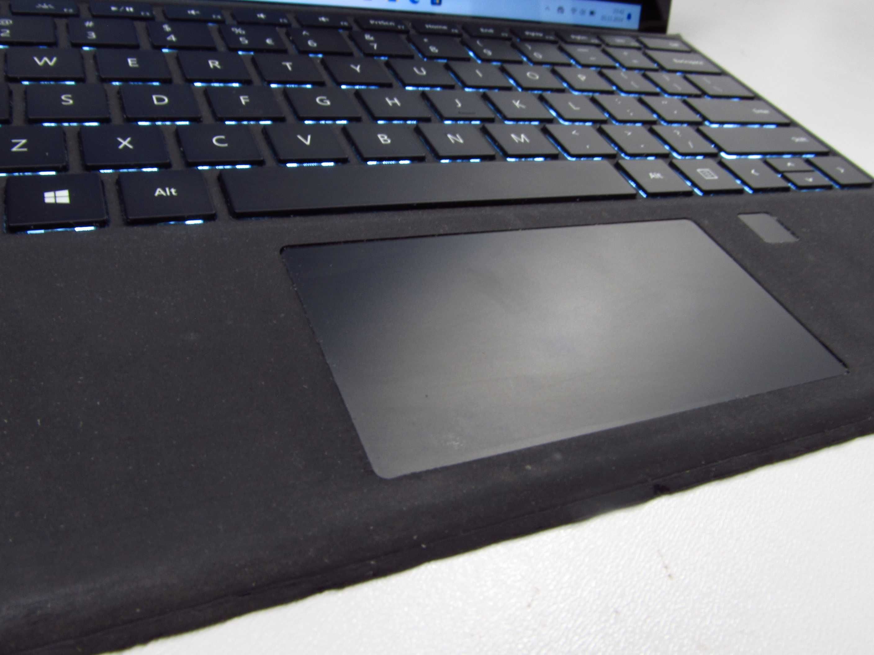 Microsoft Surface PRO 6 / i5 8350U 8GB dysk 256SSD 2736x1824 2K Laptop