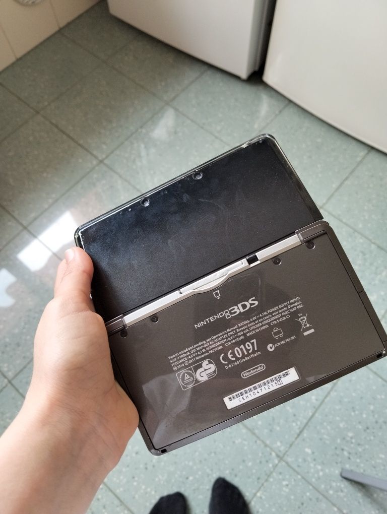 Restauro e faço limpezas de consolas e jogos