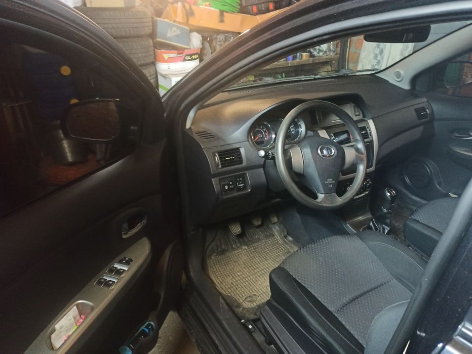 Хороший і надійний автомобіль