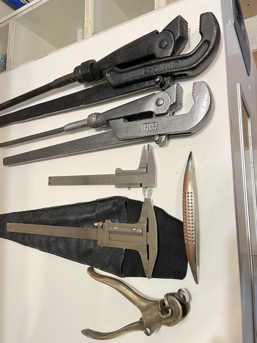 Ключ газовый, штангенциркули -ссср