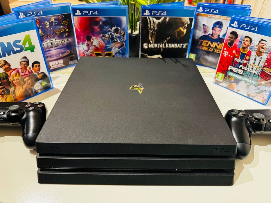 Playstation 4 PRO (1T) + 2 Comandos + 6 Jogos
