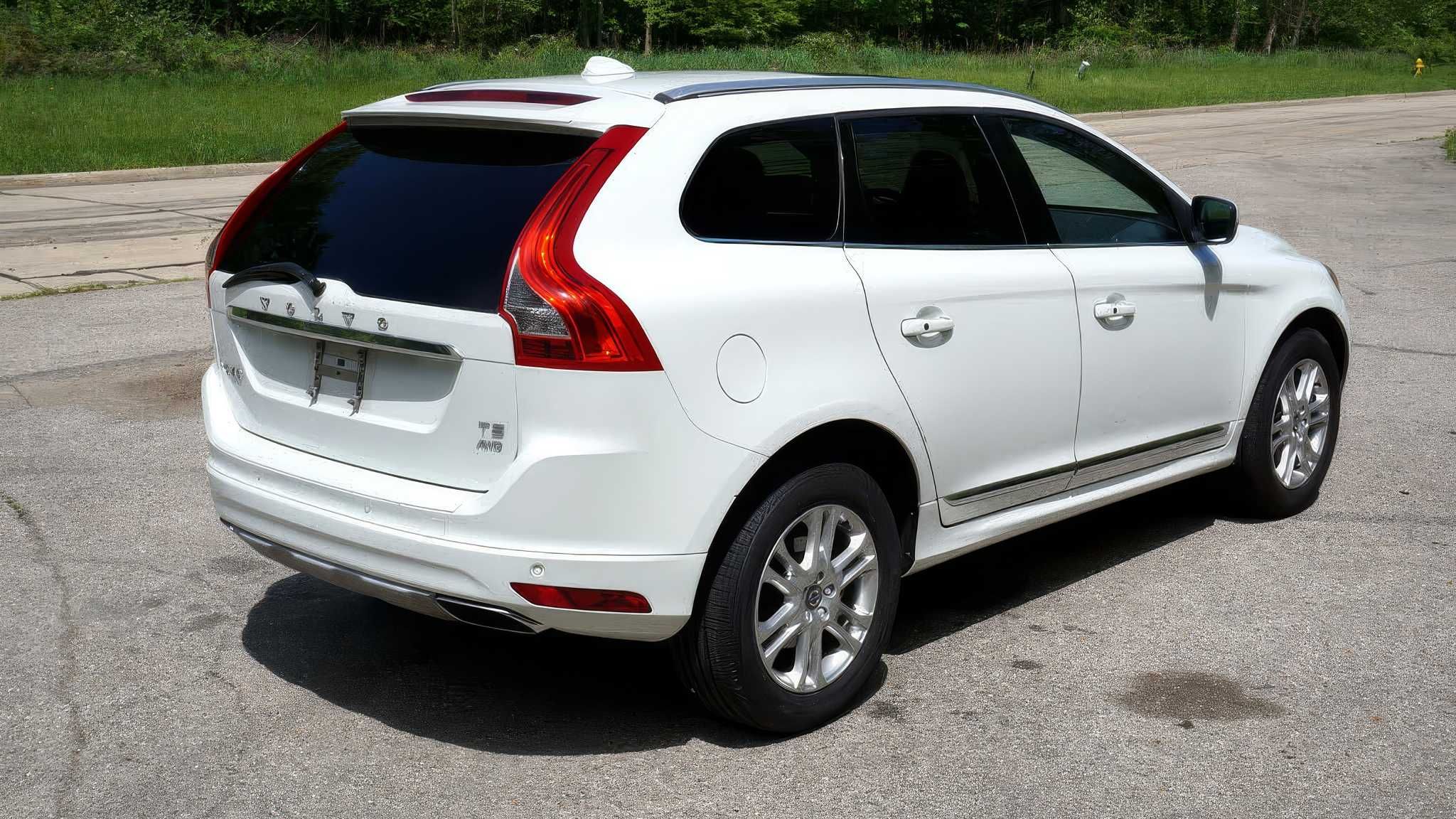 2016 Volvo XC60 T5