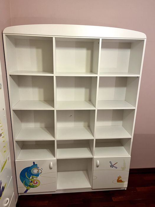 Łóżko, biurko, regał Meblik do pokoju dziecięcego