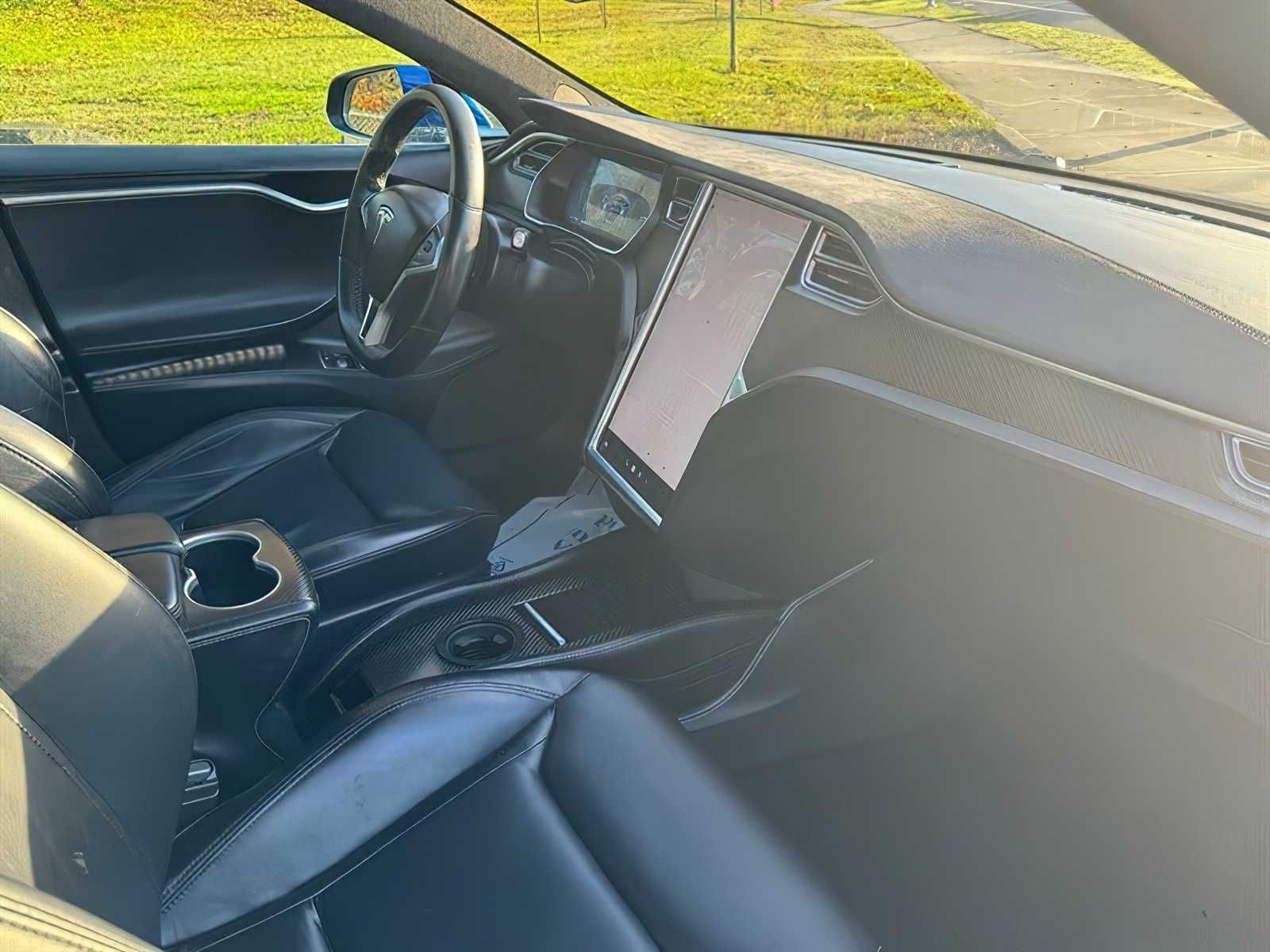 Tesla Model  S 2015 90D