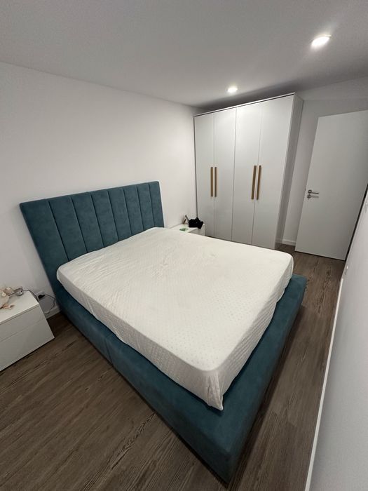 Cama de Casal Estofada (sem colchão) 225x180m