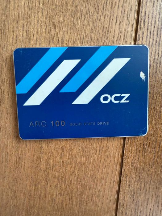 SSD OCZ ARC 100, 120 ГБ (модель ARC100-25SAT3-120G), SATA III