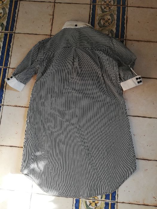 Bluzka tunika z krótkim rękawem w czarne paski 38/M