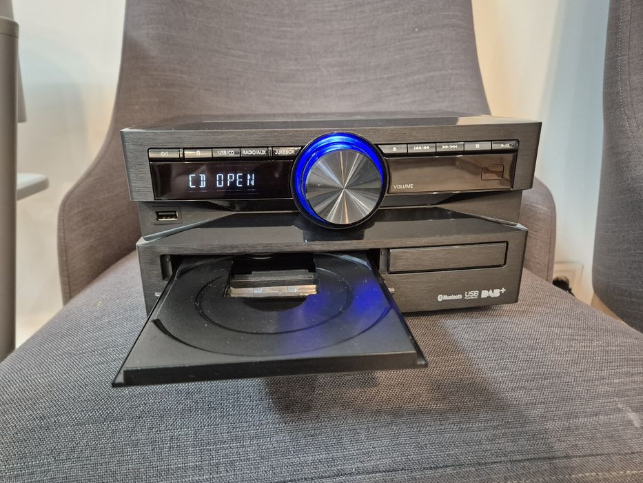 Miniwieża Panasonic SC-UX102