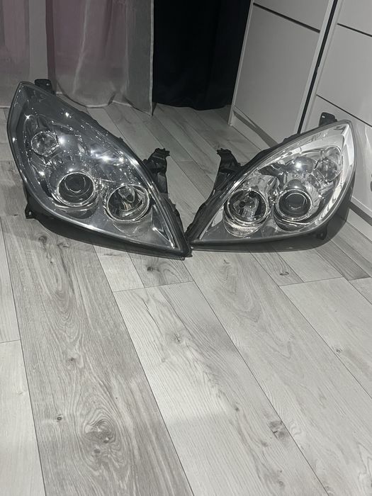 Komplet lamp przednich DEPO Opel Vectra C 2007 (lewa + prawa)