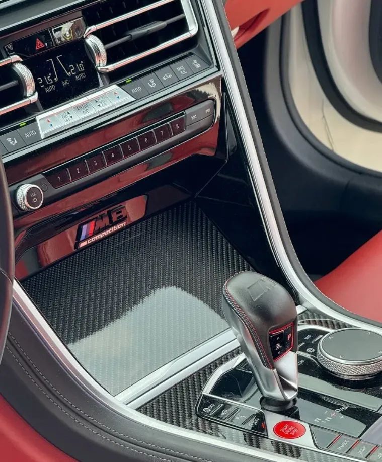 BMW M8 competition , carbon core