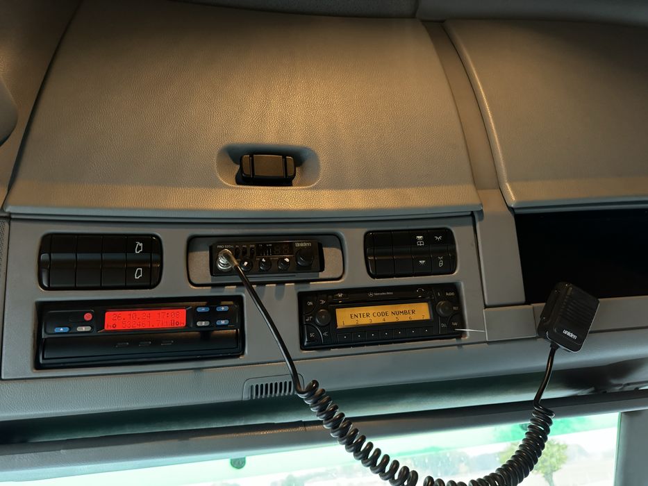 Mercedes actros v8  HDS fassi 422