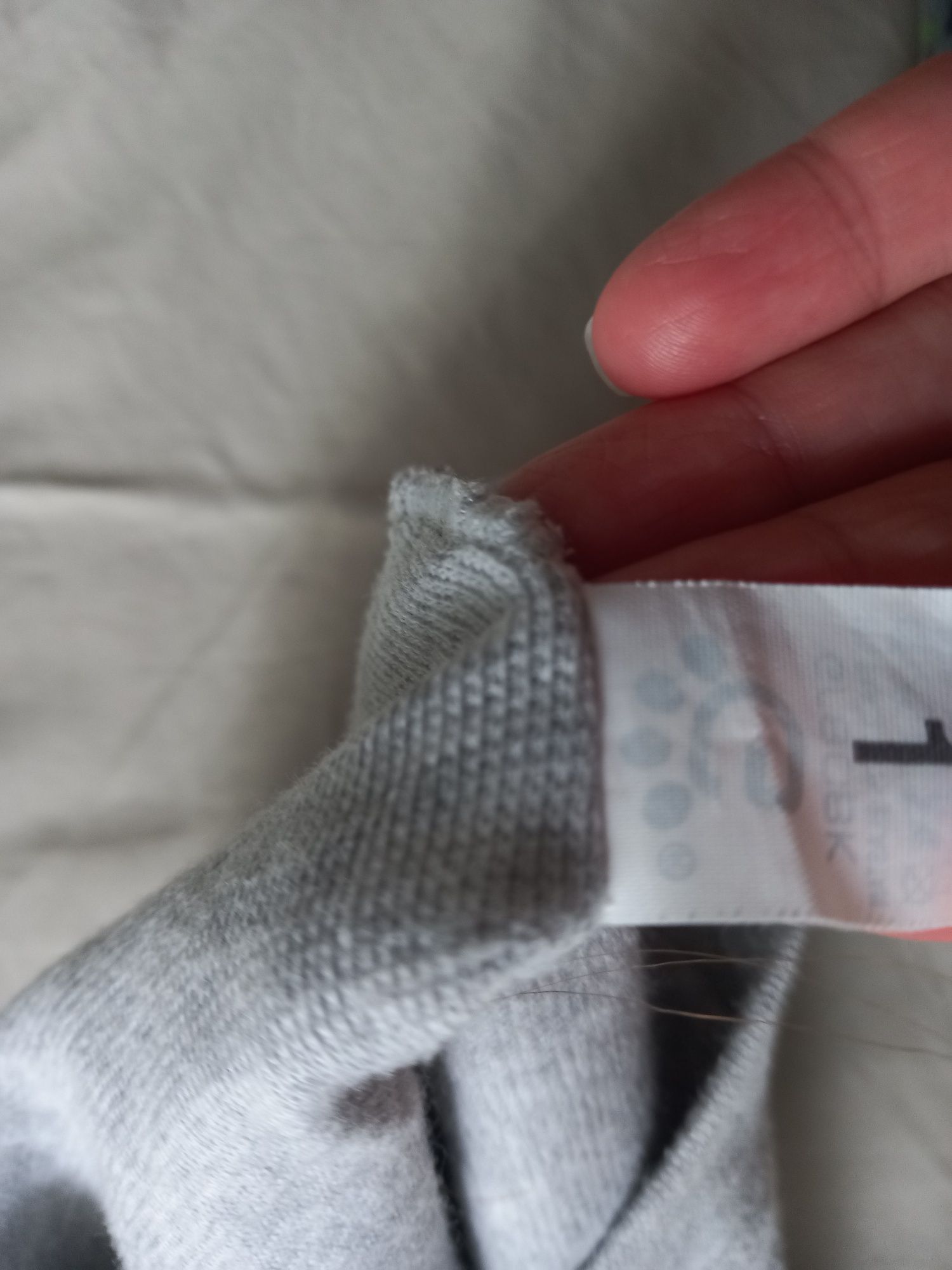 cienka czapeczka na lato, bawelna,,szara, stan bd.