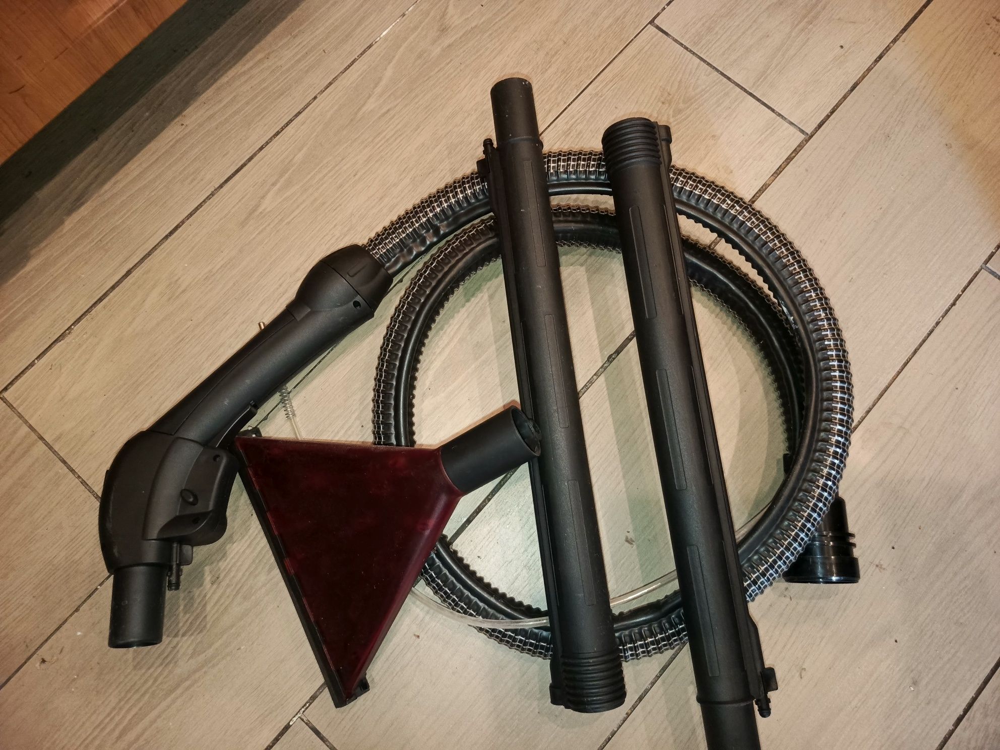 Odkurzacz Piorący Dual Power.