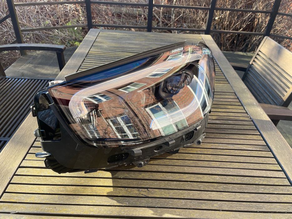 oryginalna lampa lewa LED Mercedes GLC 2022+ (X254/C254)