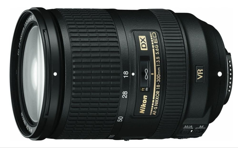 Nikkor 18-300mm f/3.5-5.6G ED VR