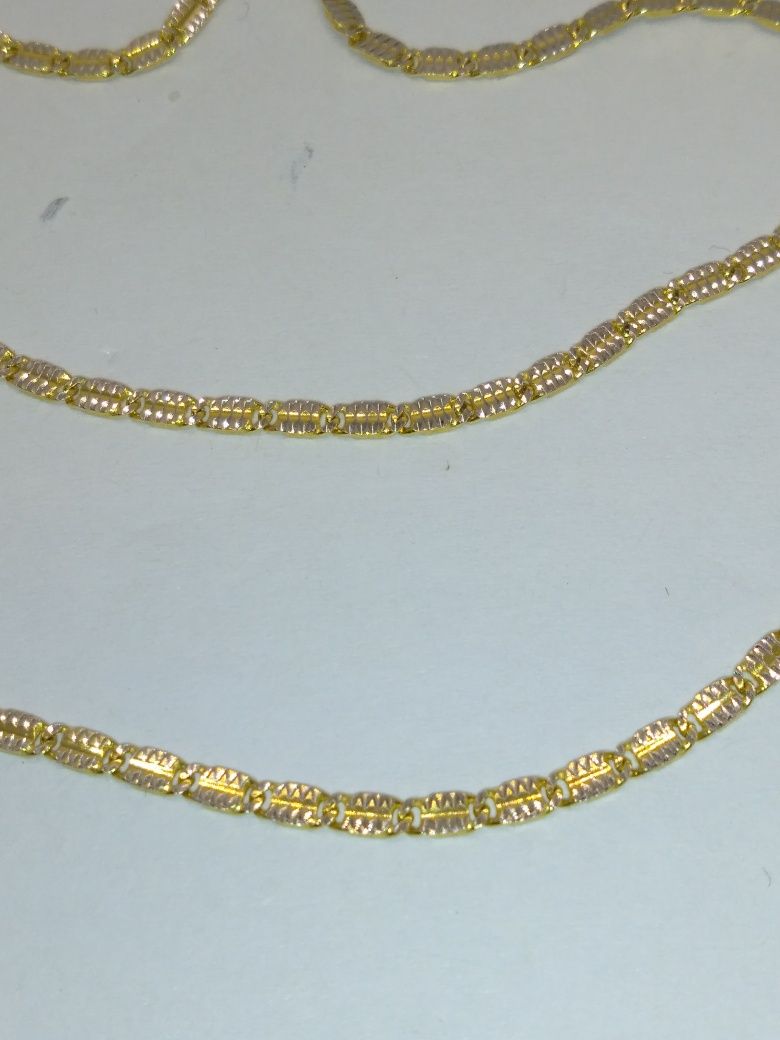 Złoty łańcuszek diamentowany, złoto 585 dł.50 cm