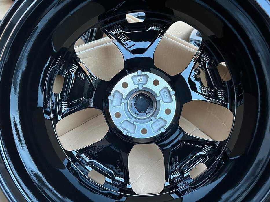 Oryginał Felgi aluminiowe 17cali Dacia Duster 5x114,3 ET50 nr7028