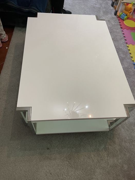 Mesa de centro inox e lacada