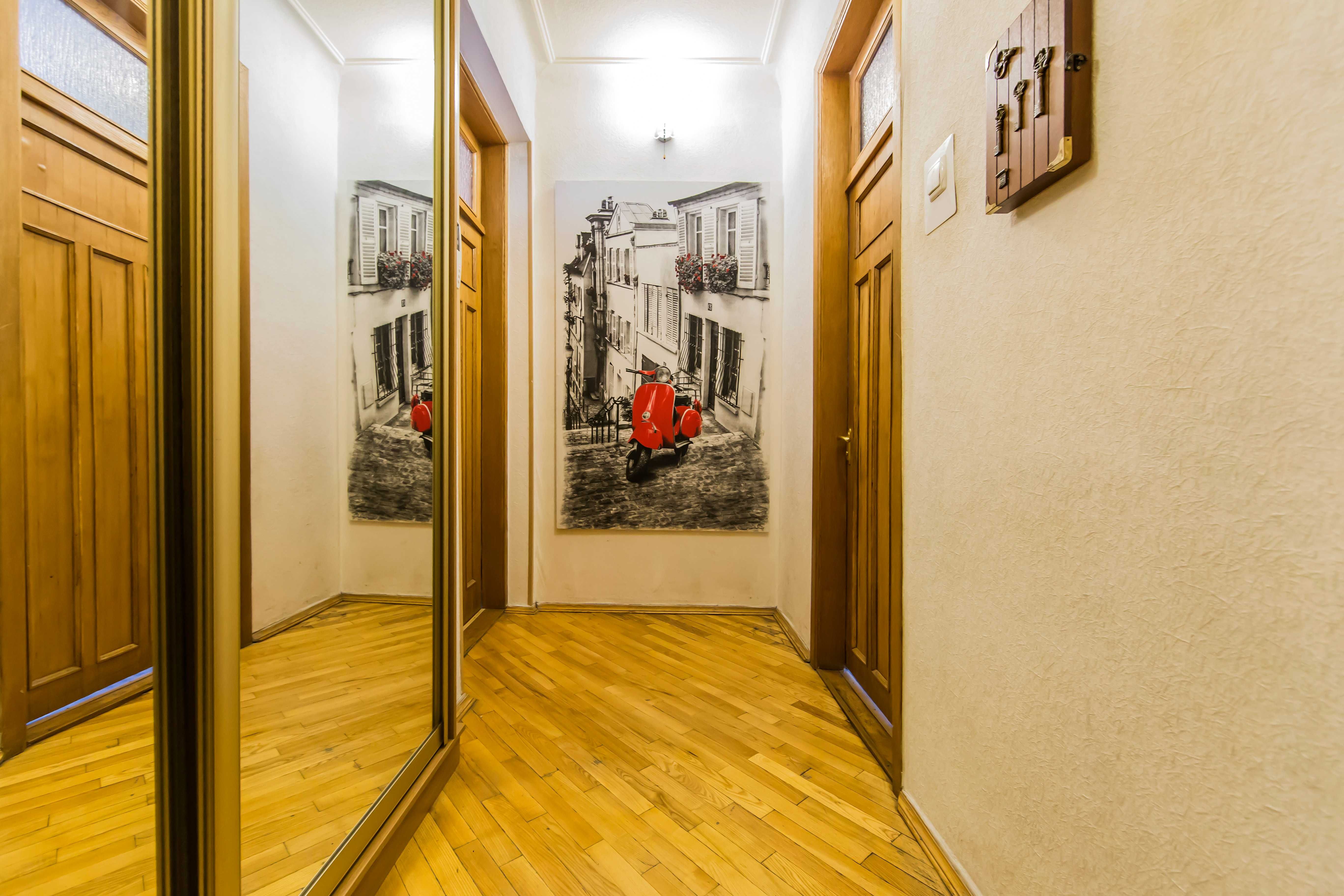 2к квартира у центрі Києва, Б. Васильківська, 84