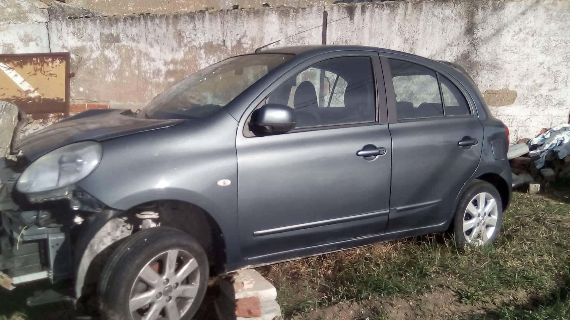 Caixa de velocidades Nissan Micra 1.2 gasolina ano 2012 mais material