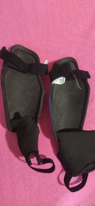 Щитки для гри в футбол