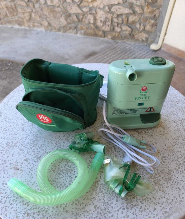 Nebulizador PIC Indolor Air Therapy da Artsana