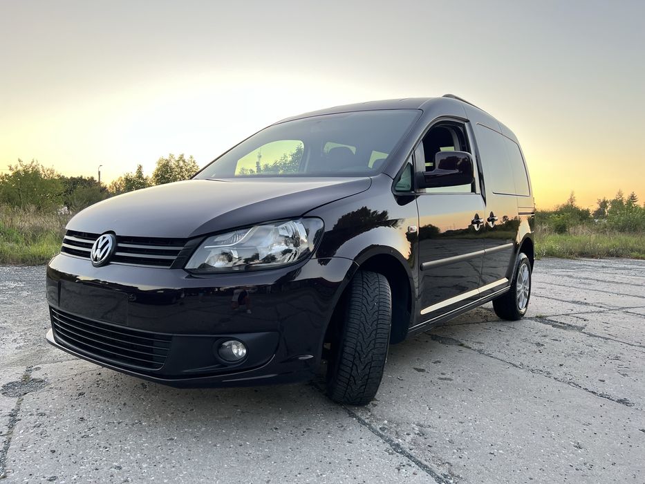VW Caddy 1,6 diesel rok 2011 UNIKATOWY KOLOR