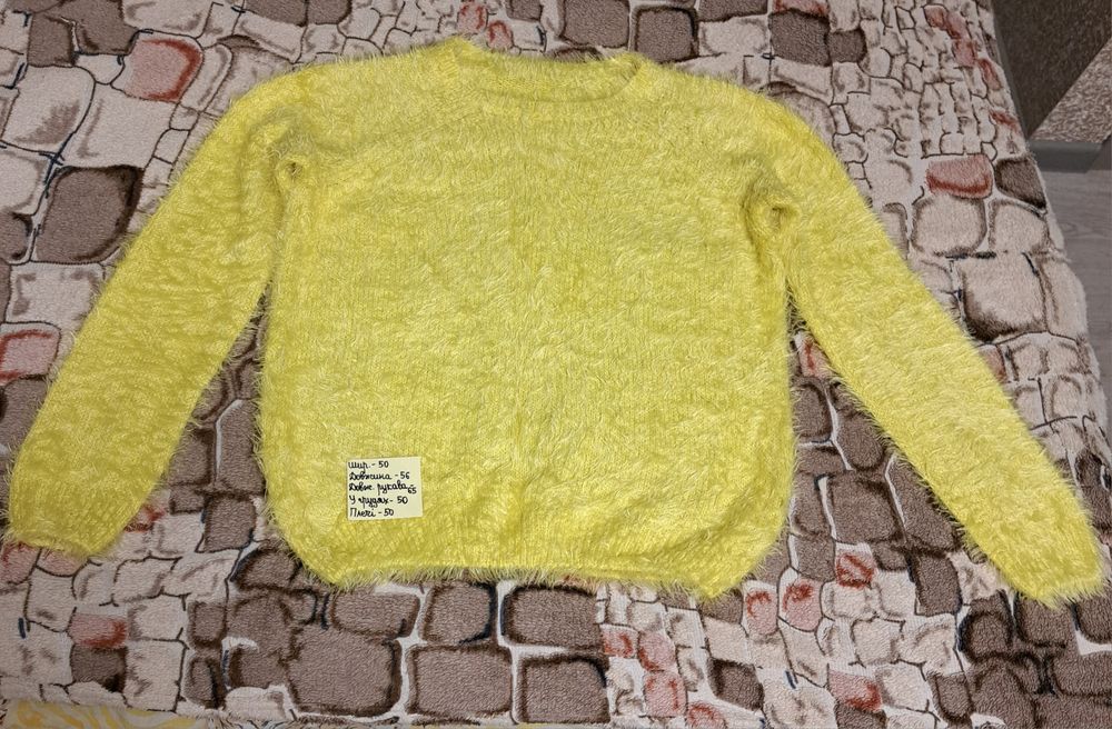 Продам світера в хорошому стані.