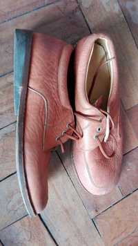 Sapatos vintage ortopédicos