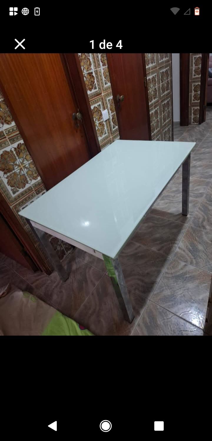 Mesa de vidro jato extensível semi-novo